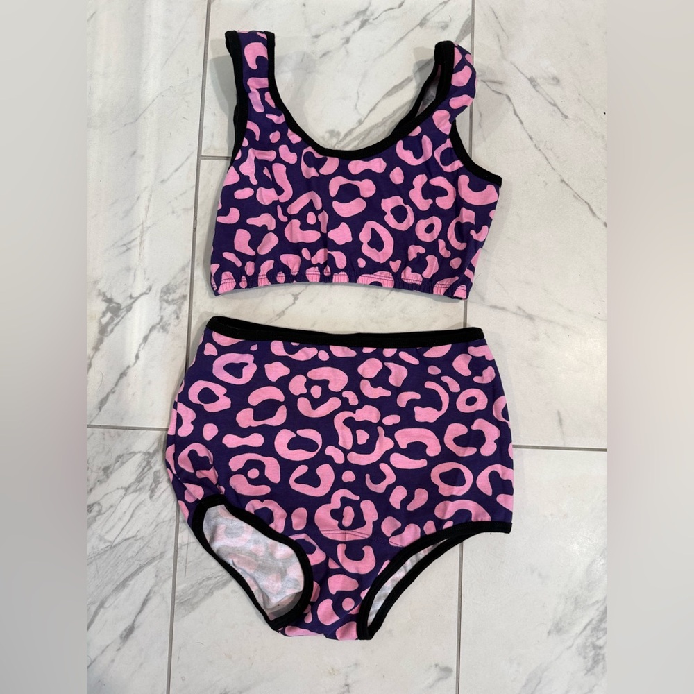 Nooworks Pink and Purple Leopard Sports Bra Set